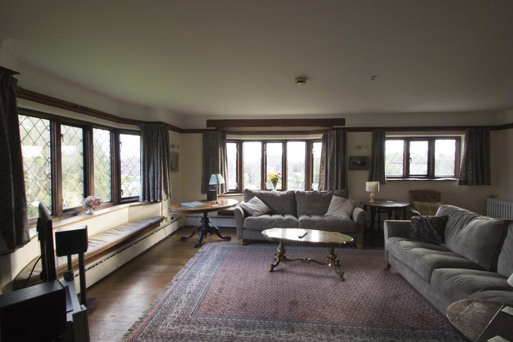 Fern Lodge Guesthouse Хайт Екстериор снимка