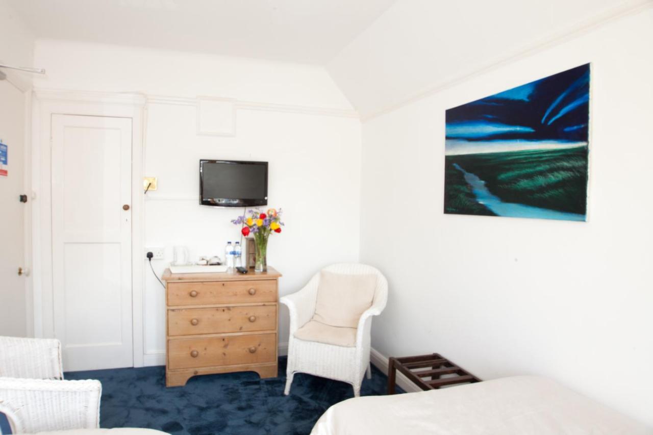 Fern Lodge Guesthouse Хайт Екстериор снимка