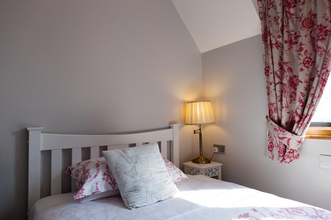 Fern Lodge Guesthouse Хайт Екстериор снимка