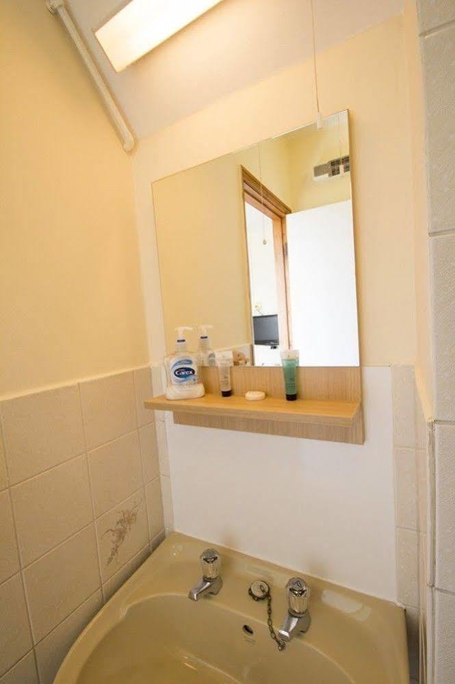 Fern Lodge Guesthouse Хайт Екстериор снимка