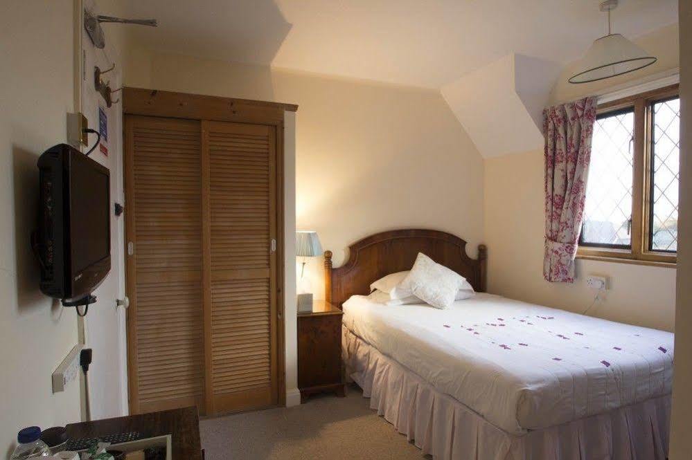 Fern Lodge Guesthouse Хайт Екстериор снимка