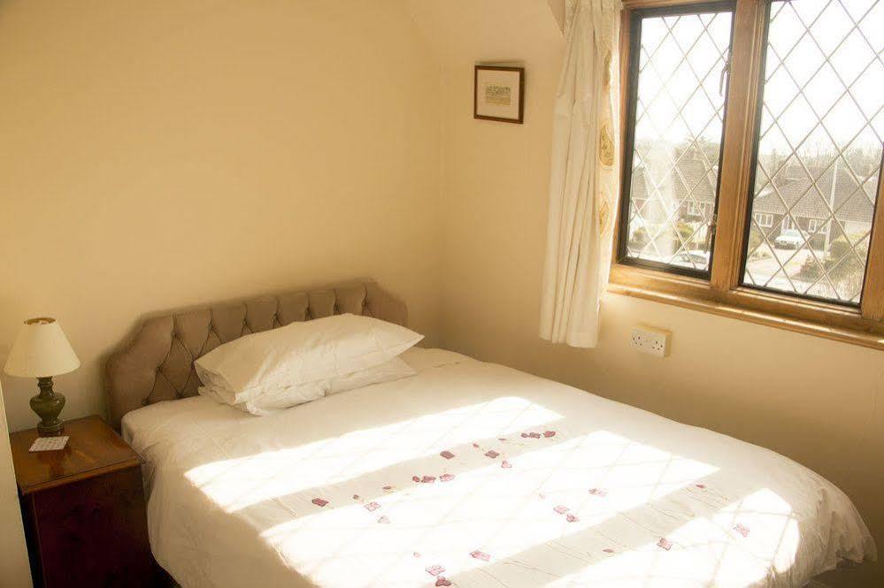 Fern Lodge Guesthouse Хайт Екстериор снимка