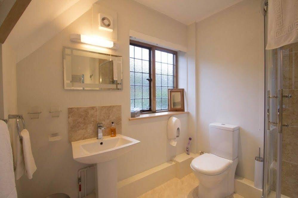 Fern Lodge Guesthouse Хайт Екстериор снимка